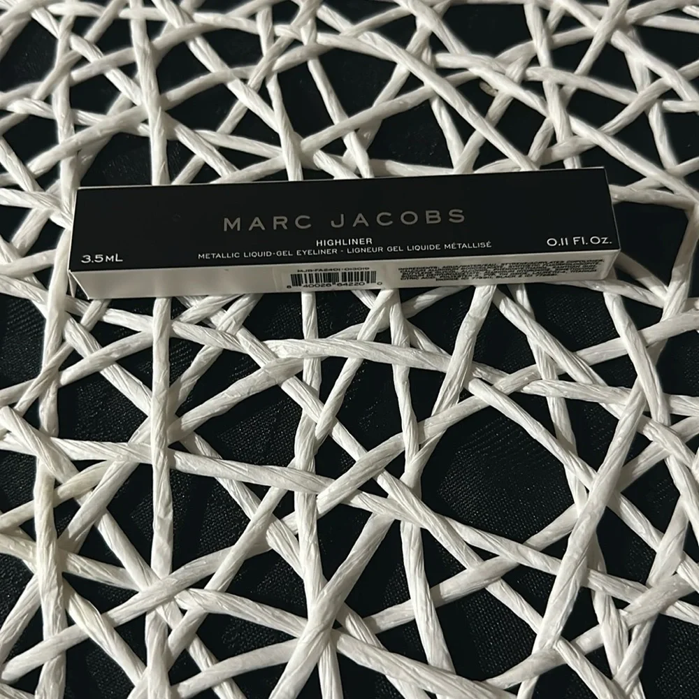 Marc Jacobs “silver lining” new in box